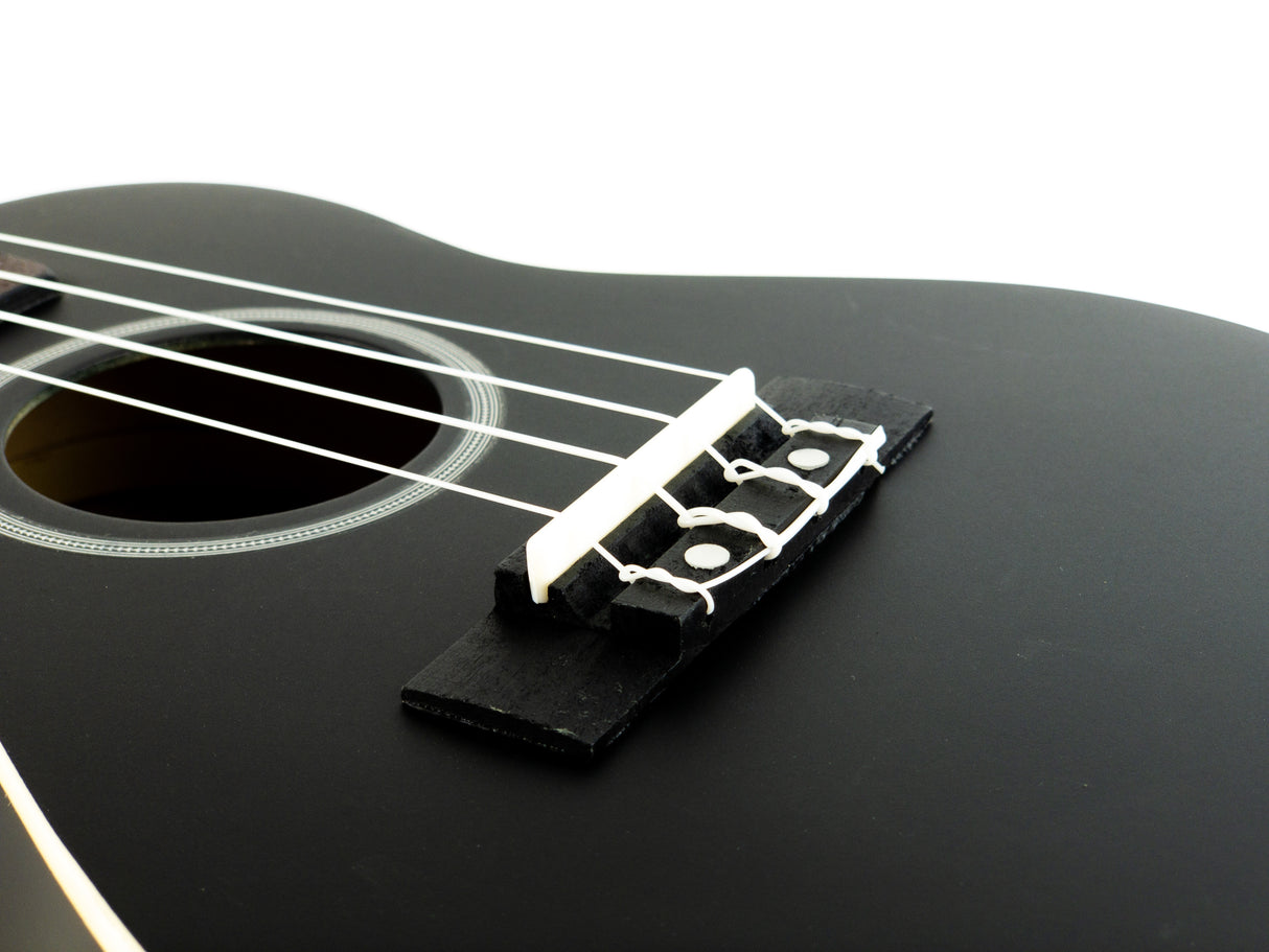 Reno RU300 Grand Concert Ukulele (svart)