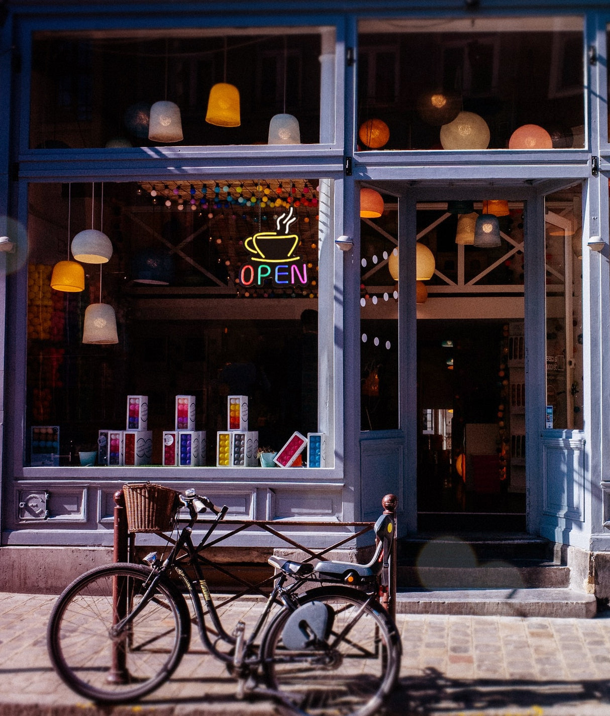 Neonskilt "Coffee Open"