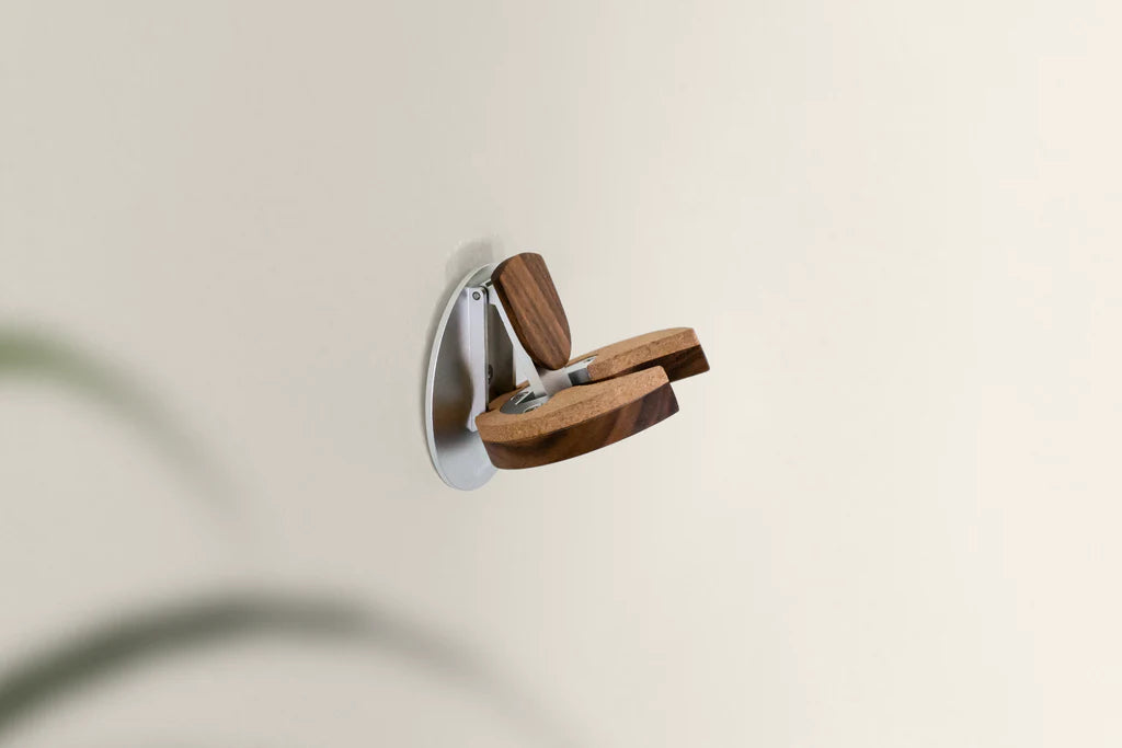 Openhagen HangWithMe Ukulele Hanger (Valnøtt)