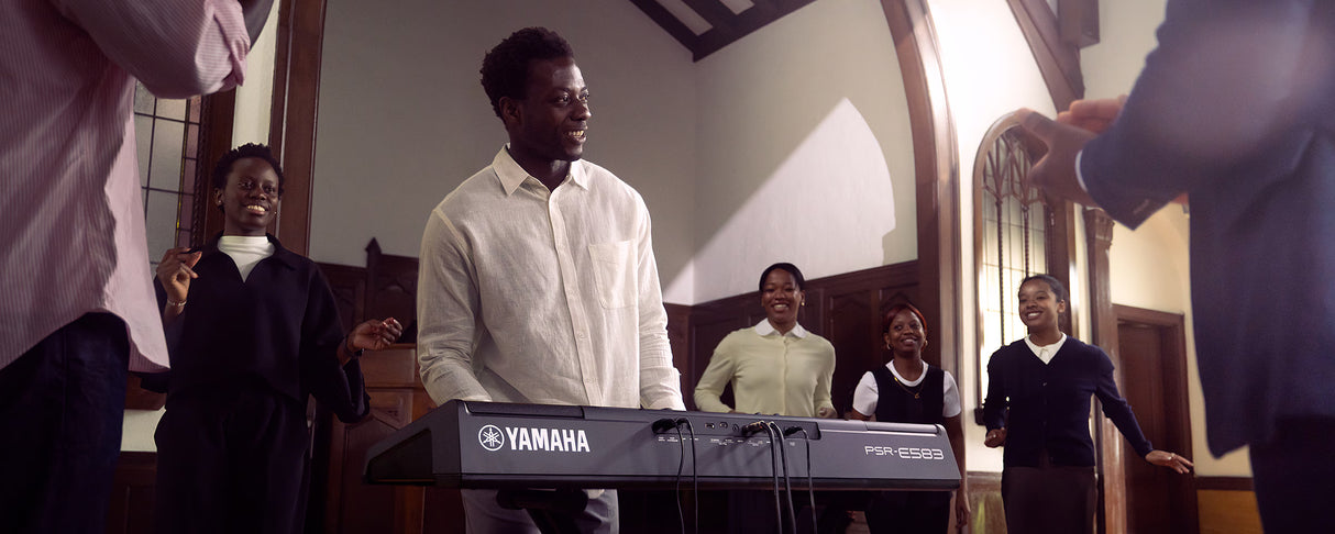 Yamaha PSR-E583 Tastatur (Svart)