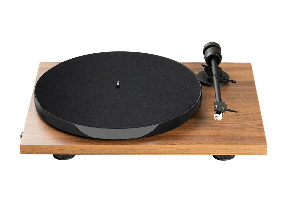 Pro-Ject E1 BT AT3600L platespiller (valnøtt)