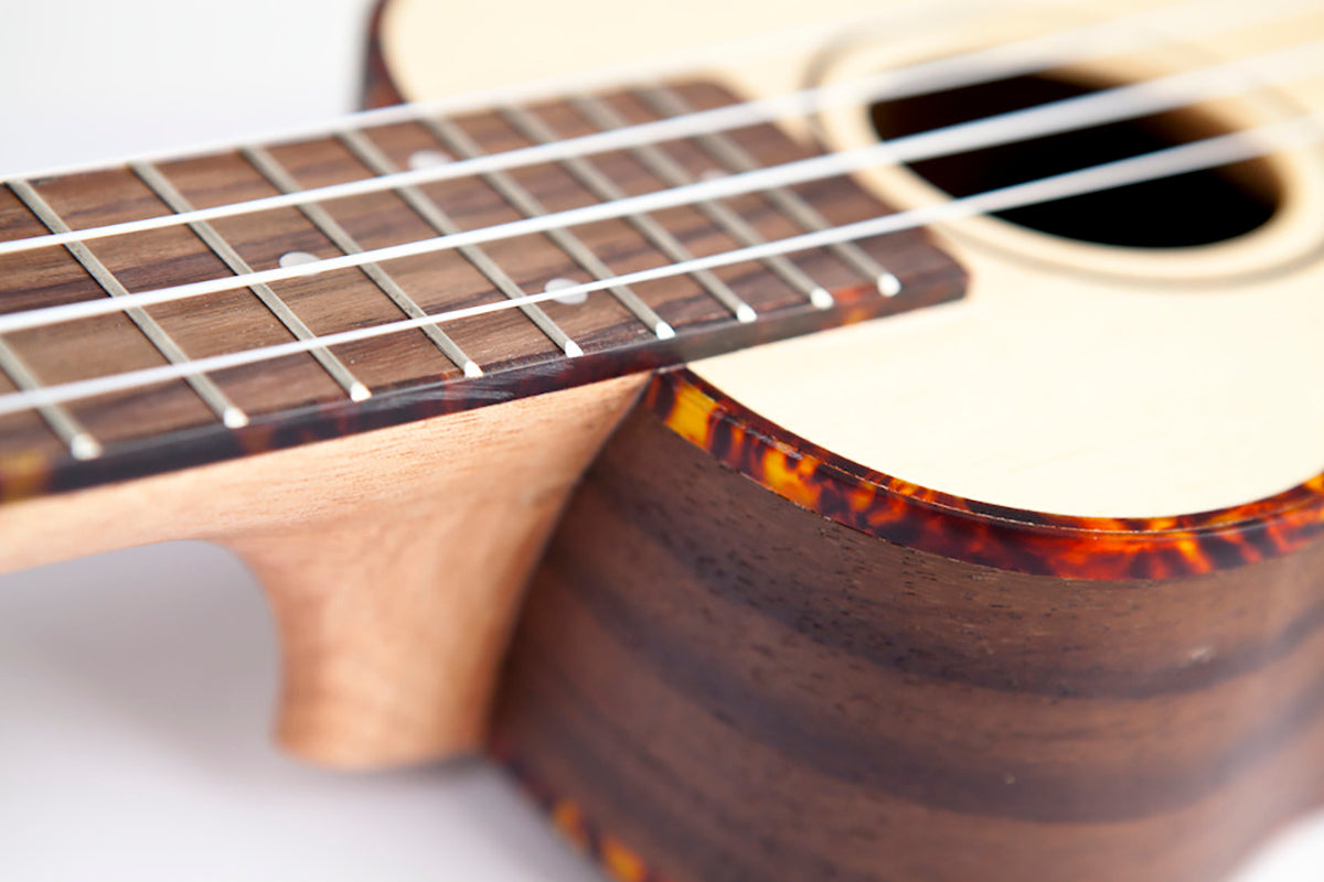 Reno RU230 Sopran Ukulele (naturlig)