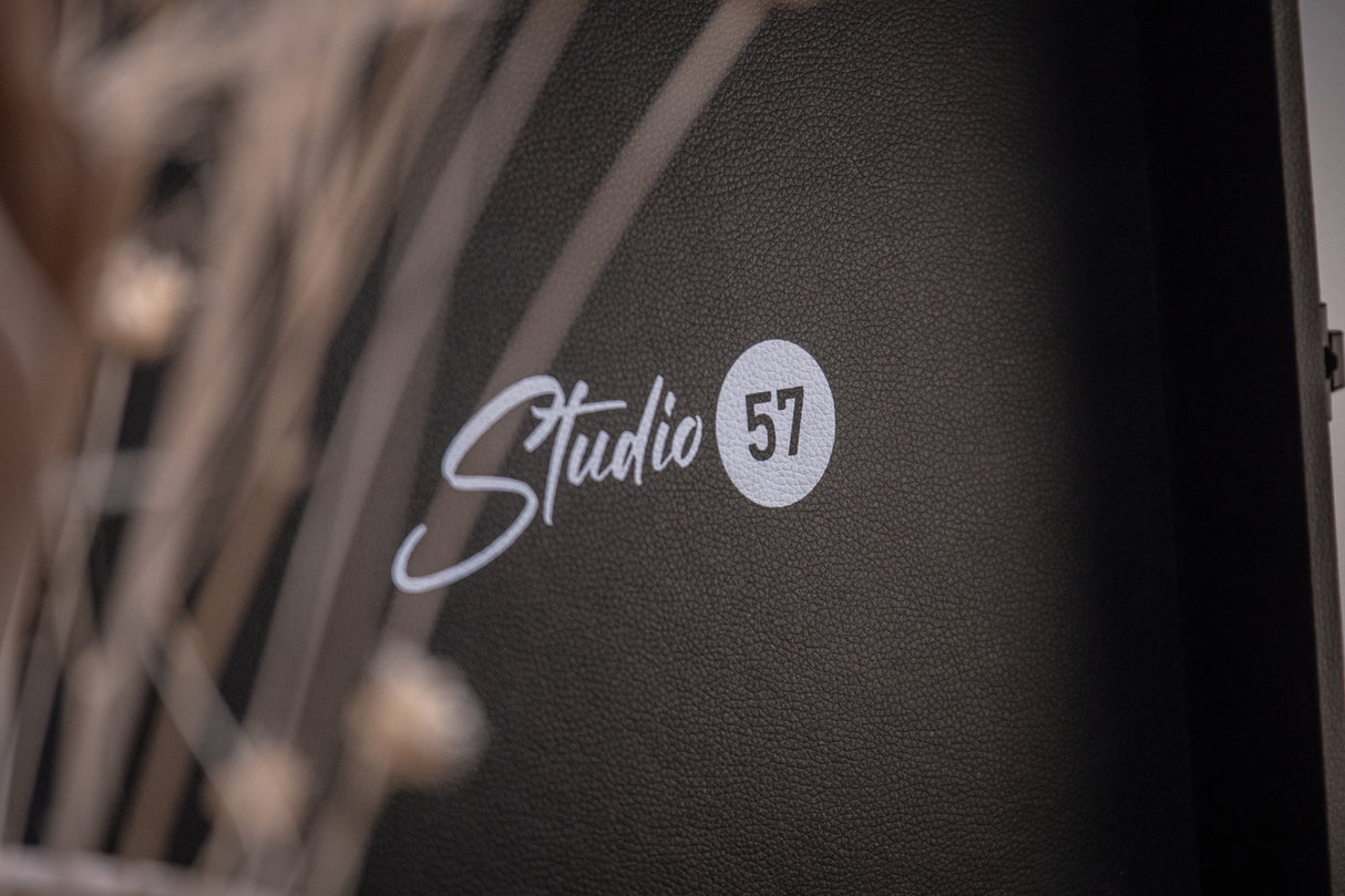 Studio 57 Groovy platespiller (svart)