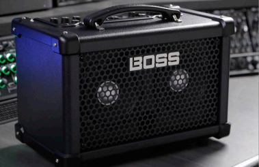 Boss Dual Cube Bass LX bassforsterker
