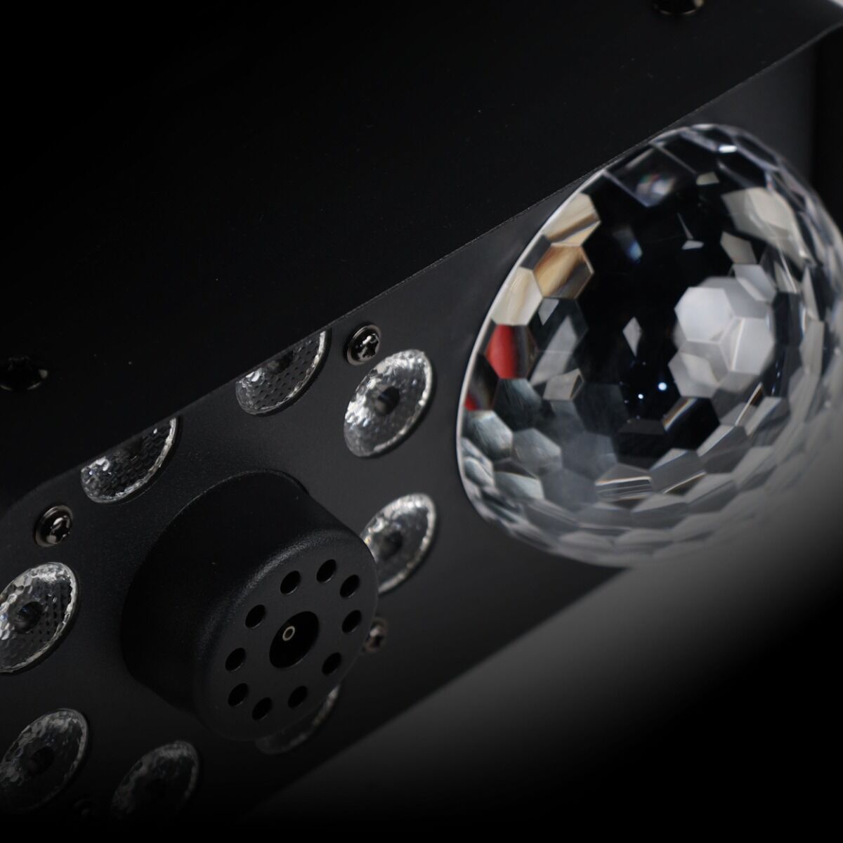 Light4Me Fog 600W LED Ball røykmaskin – RGB discoeffekt