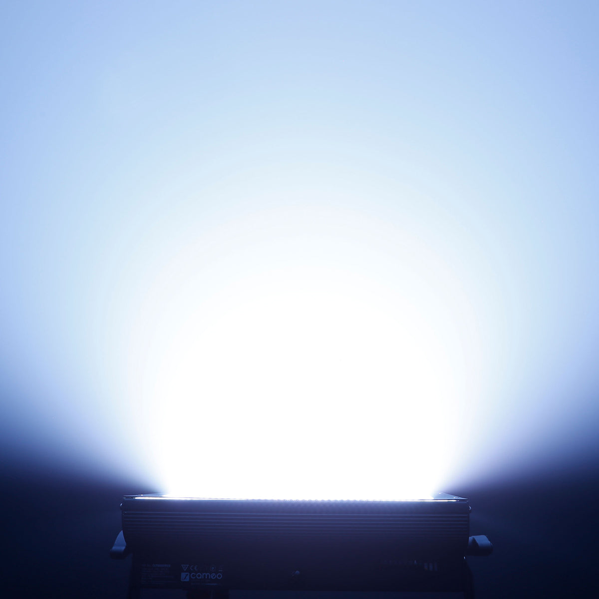 Cameo Thunder Wash 600 RGBW Strobe