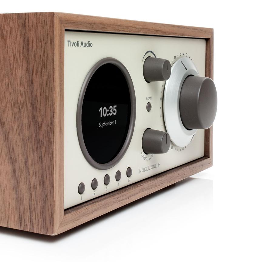 Tivoli Audio Model ONE+ Radio (valnøtt/beige)