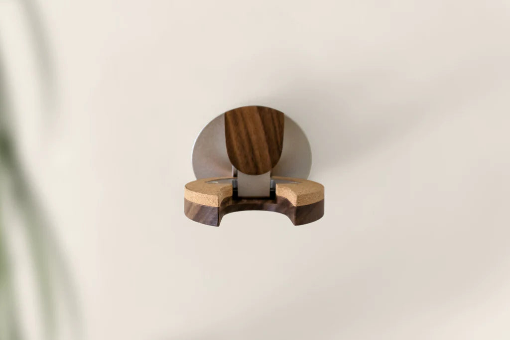 Openhagen HangWithMe Ukulele Hanger (Valnøtt)