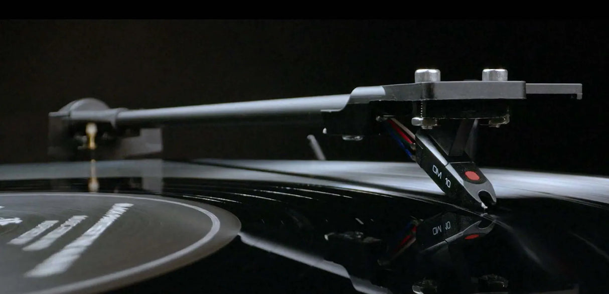 Pro-Ject A1 OM10 platespiller (svart)