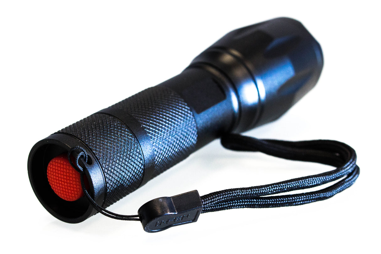 LED lommelykt med Zoom