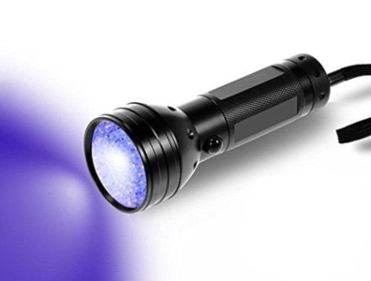 UV-lommelykt med 51 lysdioder