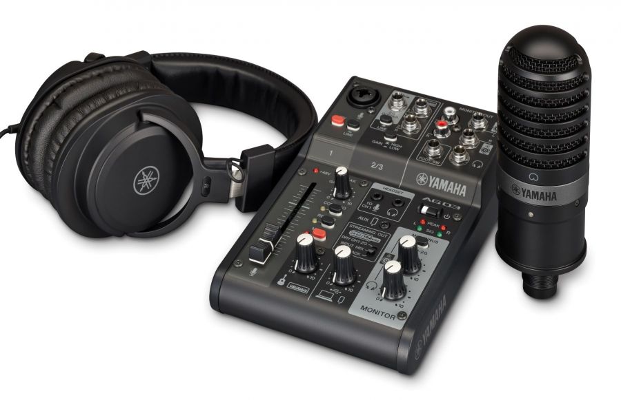Yamaha AG03 MkII Live Streaming Bundle (svart)