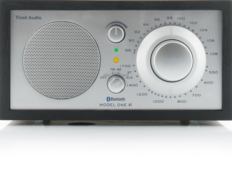 Tivoli Audio Model ONE BT Bluetooth høyttaler (svart/sølv)